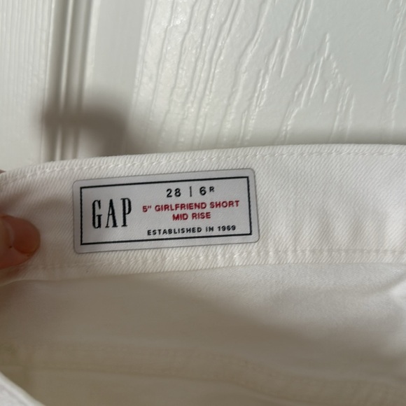 NWT GAP White Jean Shorts for Women size 6 - Picture 2 of 4